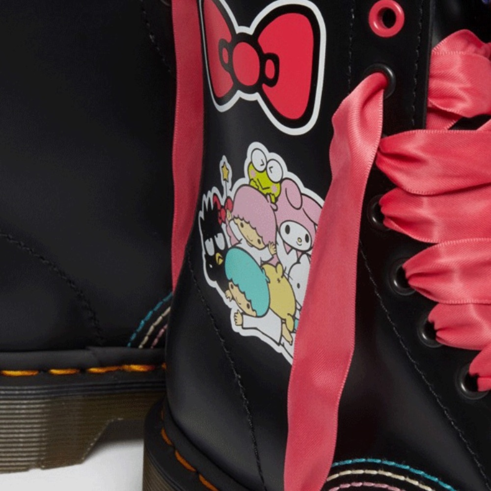 Hello Kitty Sold-out Dr. Martens